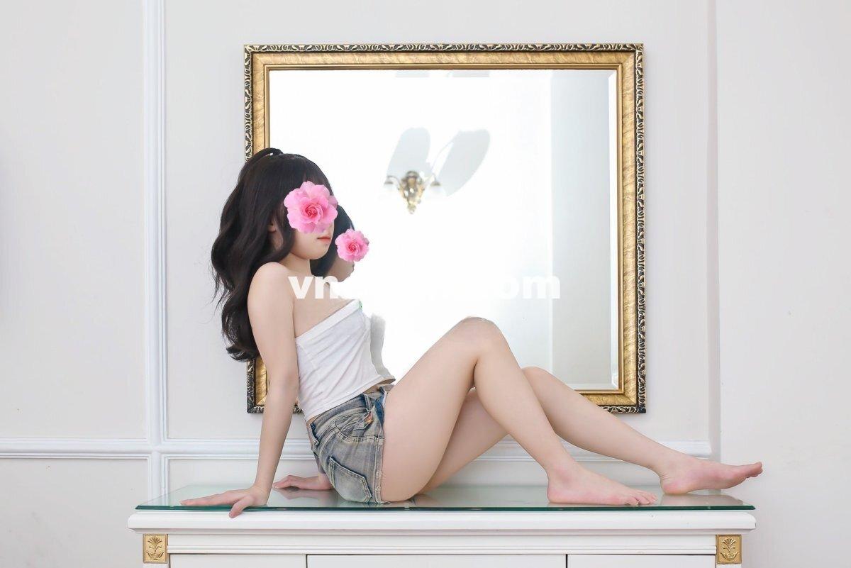 1HVRDPS2B_833TT5_Object Removal