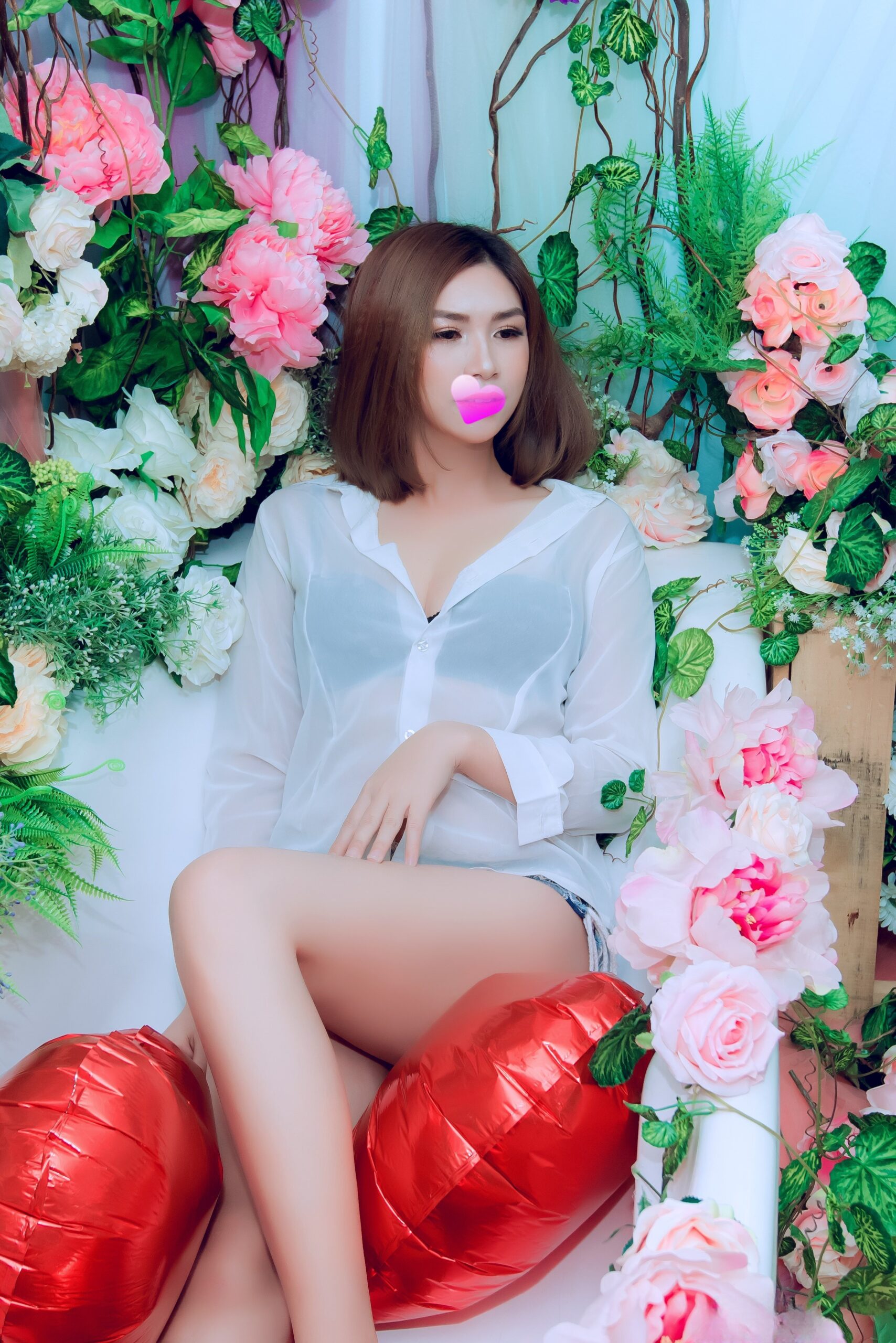 be-meo-dang-chuan-minh-day-lan-dau-len-song-1688608-original_Object Removal