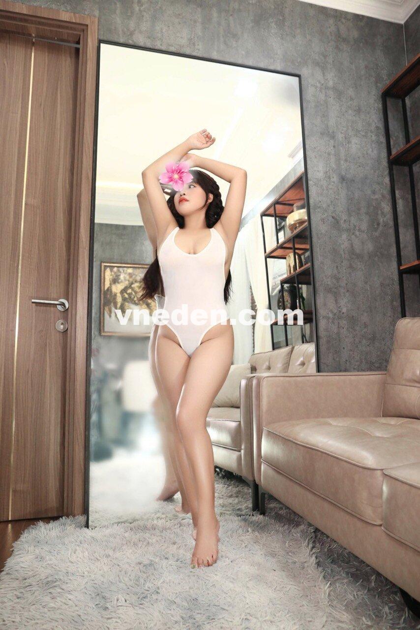 be-tieu-ngoc-tuyet-pham-loli-xinh-xan-hang-moi-ngoan-ngon-2899715-original_Object Removal