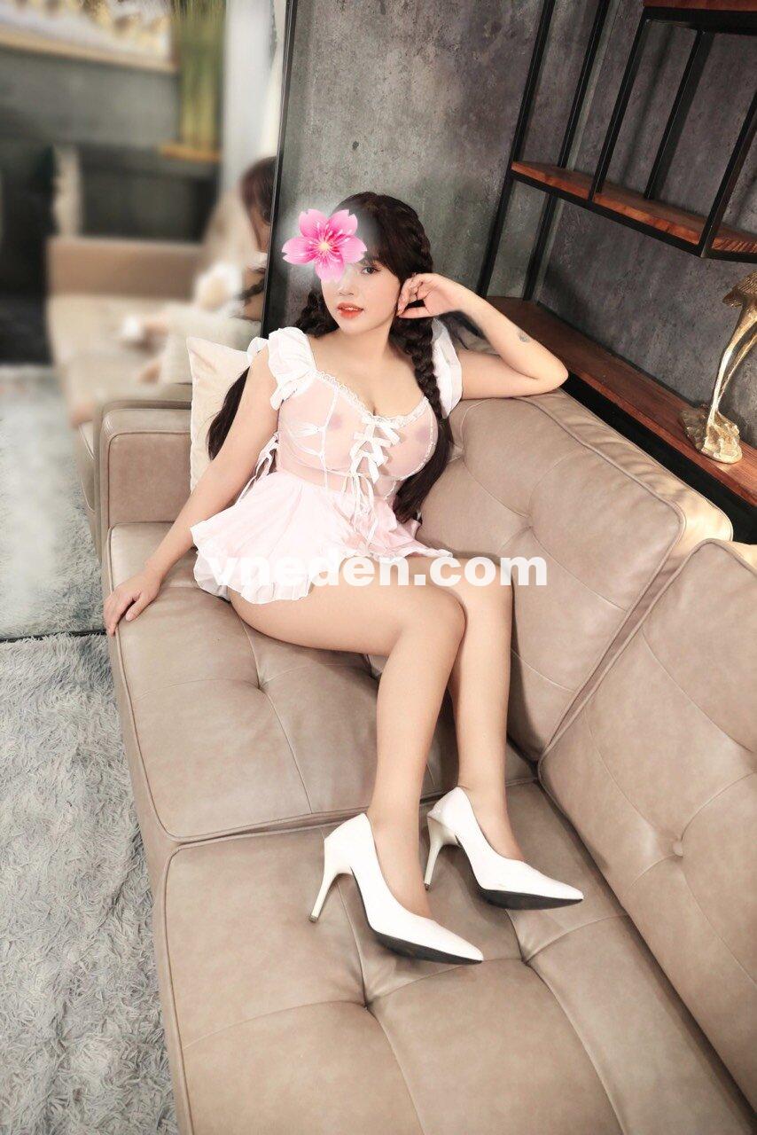 be-tieu-ngoc-tuyet-pham-loli-xinh-xan-hang-moi-ngoan-ngon-2899725-original_Object Removal