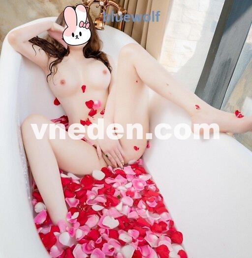 gai-non-bao-ngoc-em-tuoi-va-non-rat-xinh-dep-dang-cao-da-trang-2035503-original_Object Removal