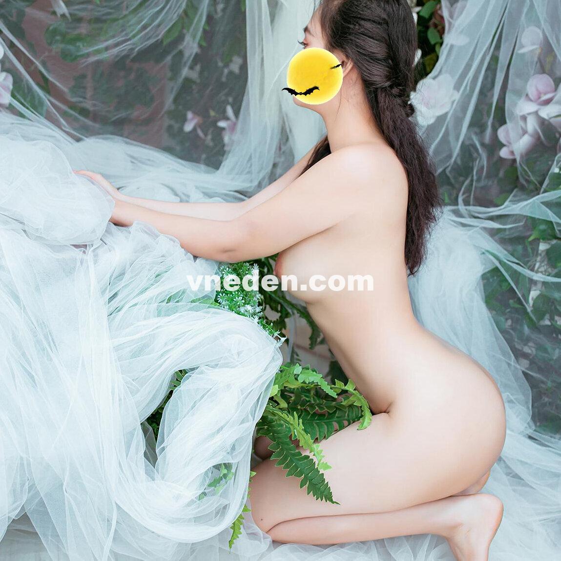 helen-em-xinh-xan-da-trang-dang-cao-nhiet-tinh-dich-vu-khung-1121317-original_Object Removal (1)