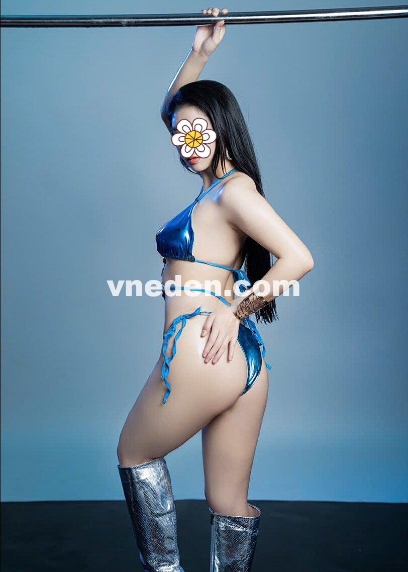 hot-be-keo-nguc-dep-buom-ngon-sv-pro-bao-phe-3262548-original_Object Removal