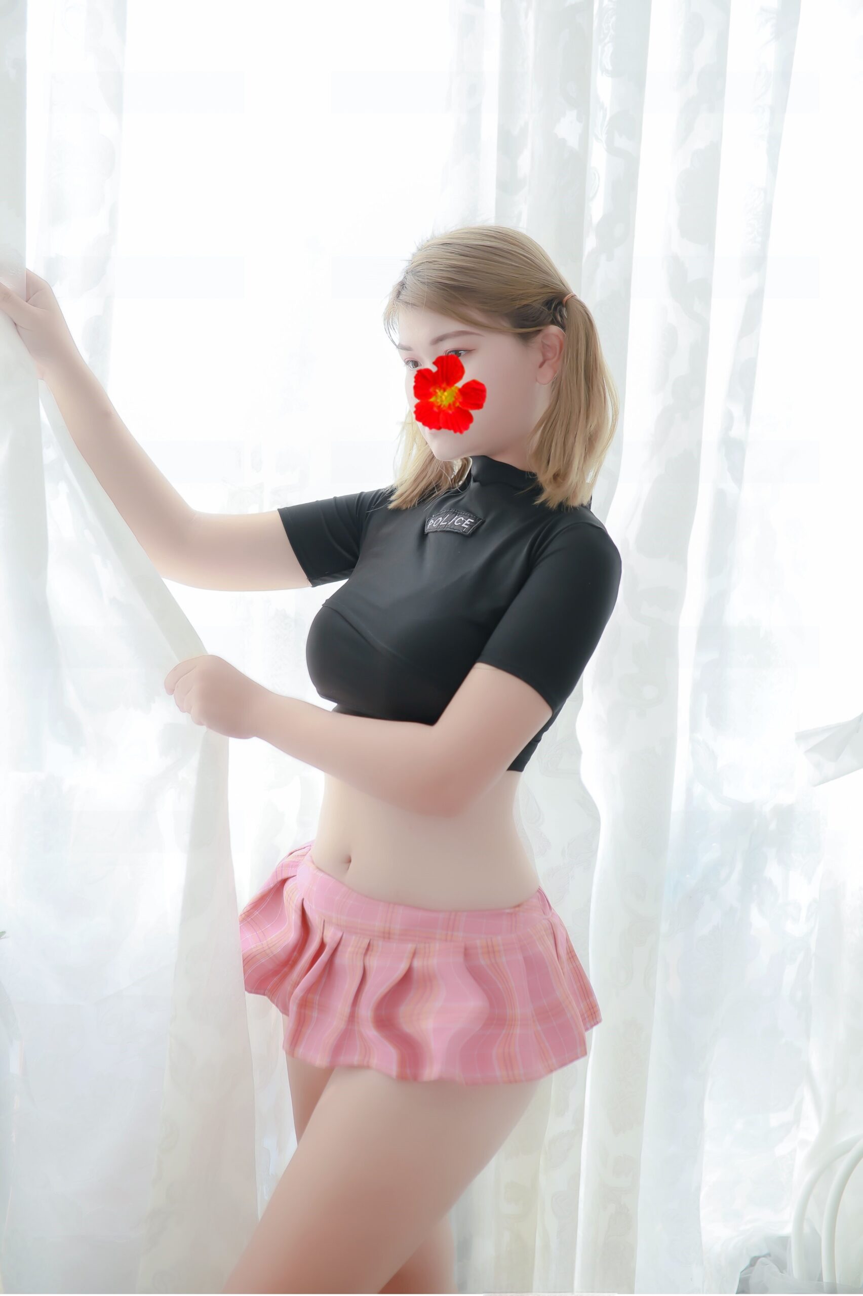 huyen-thuong-gai-que-2k2-lan-dau-len-song-1628925-original_Object Removal