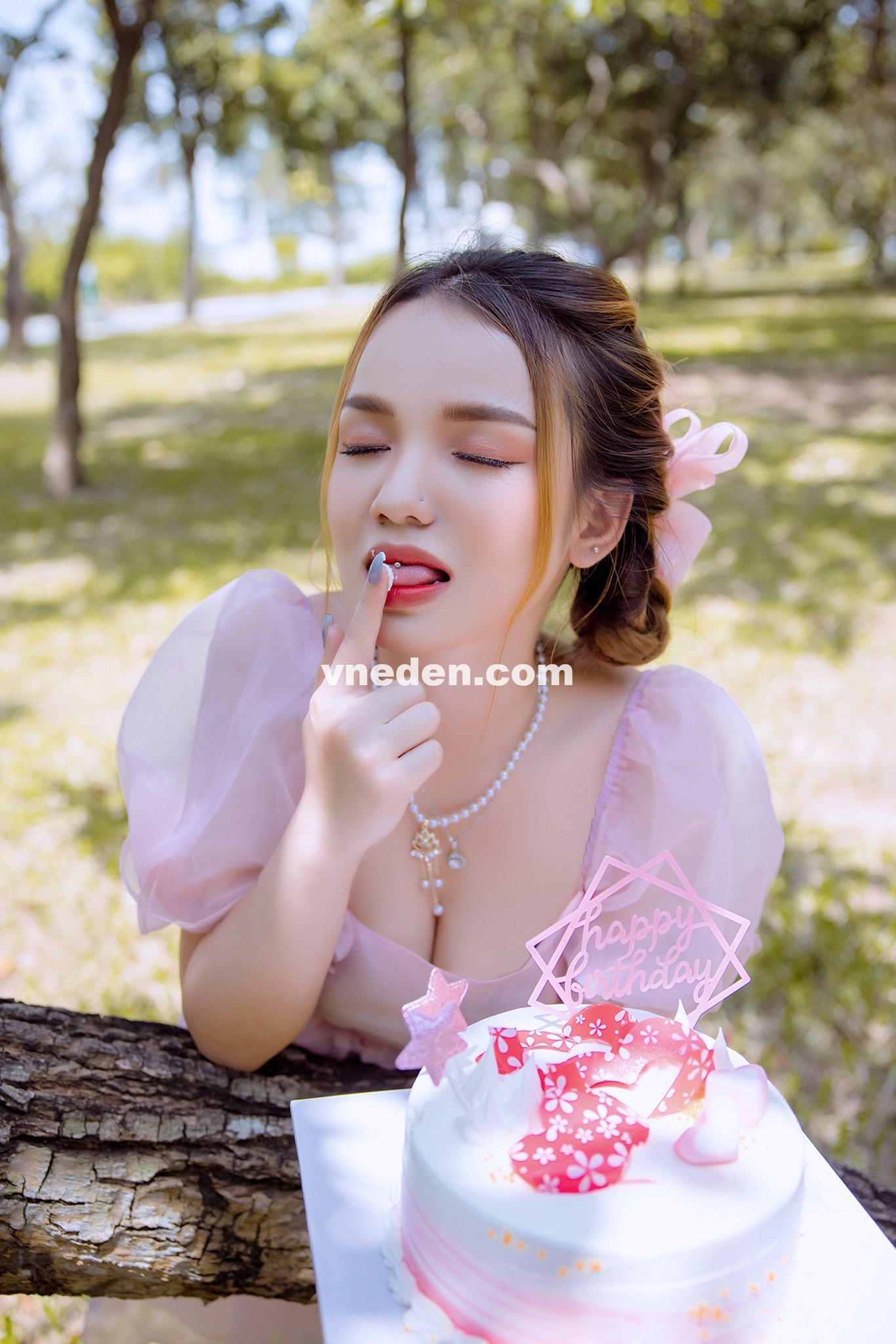 rau-sach-hotteen-yune-be-sinh-vien-nam-ba-xinh-xan-2457239-original