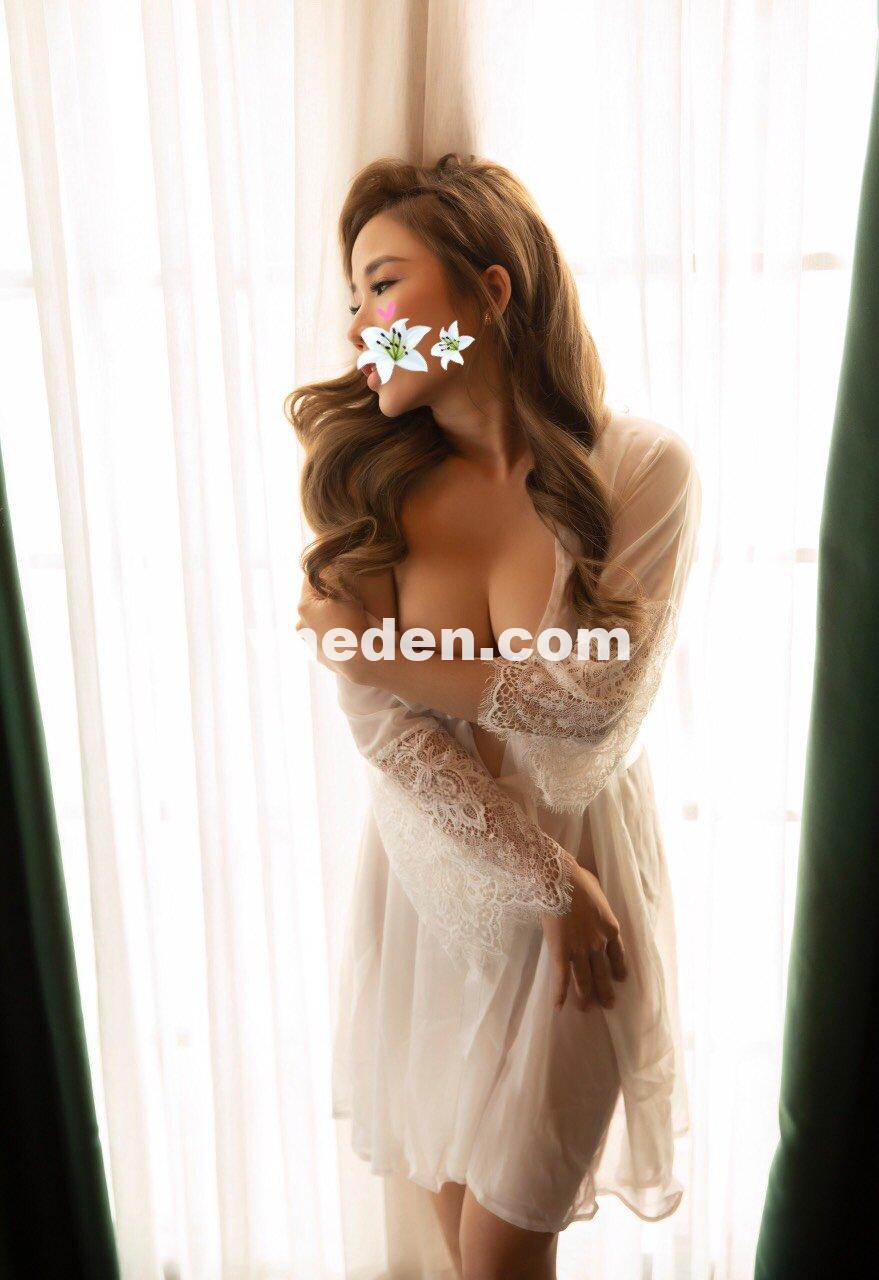 reup-ha-candy-top-girl-chan-dai-dang-nuot-xinh-tuoi-toa-sang-1877647-original_Object Removal