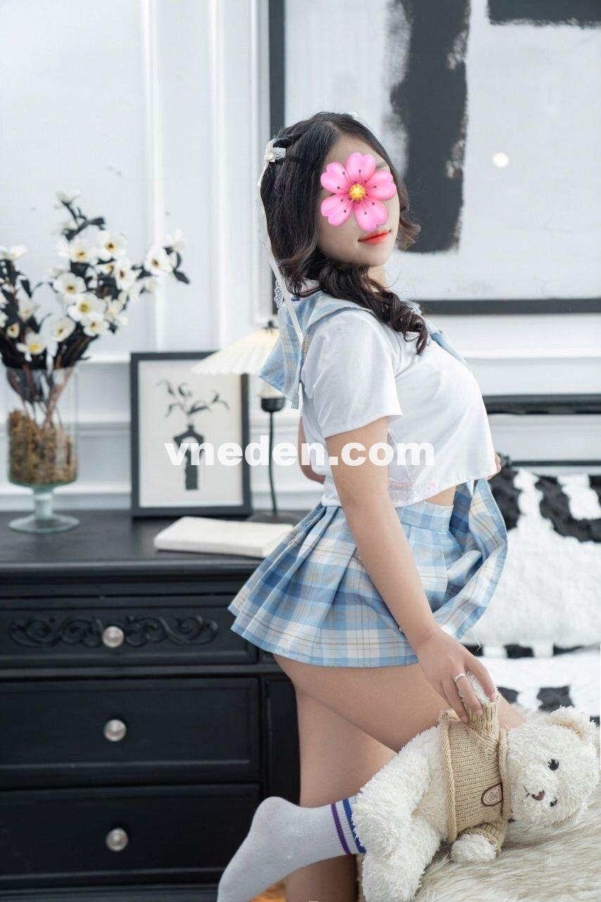 reup-hot-teen-2k5-quynh-anh-baby-nong-bong-xinh-dep-diu-dang-3097774-original_Object Removal