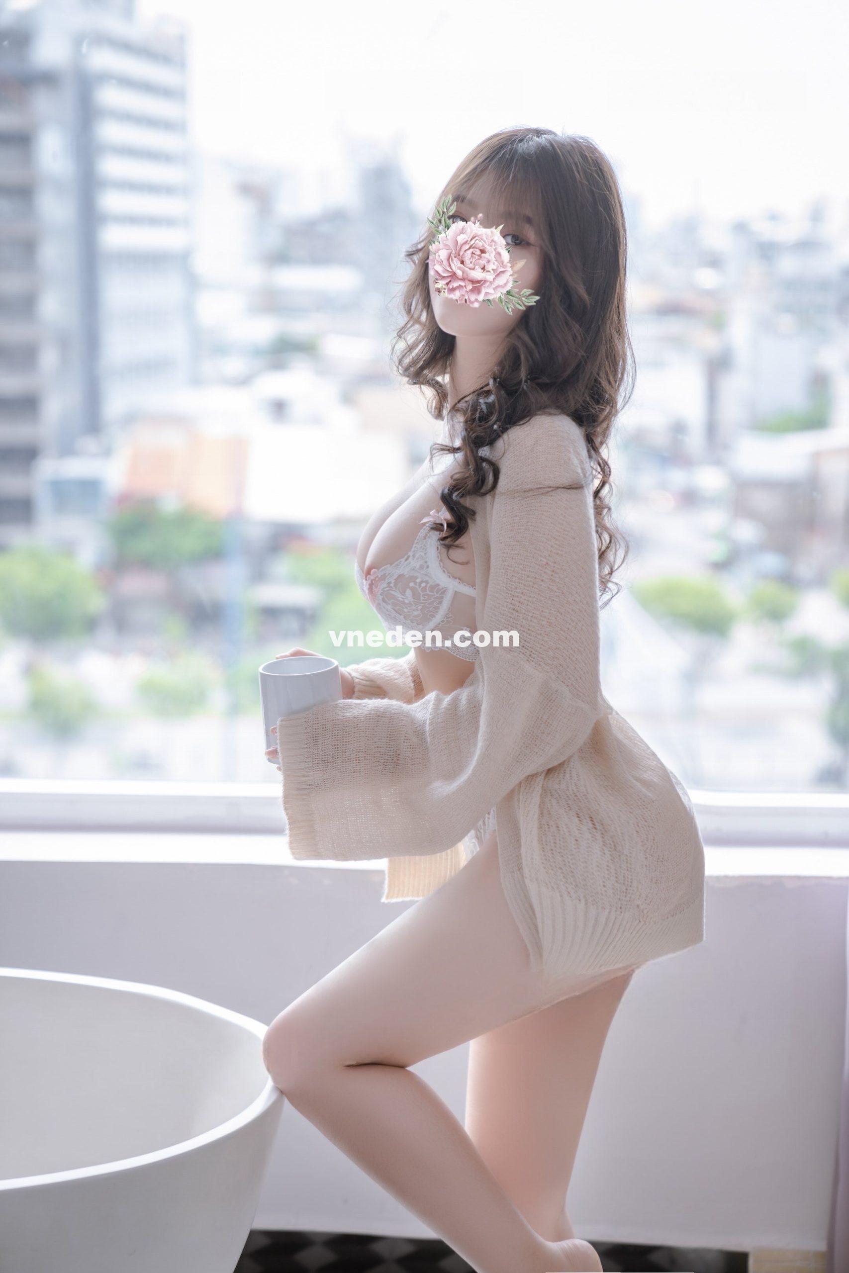 reup-kim-cuong-gai-dep-non-to-chuan-2001-1770702-original_Object Removal