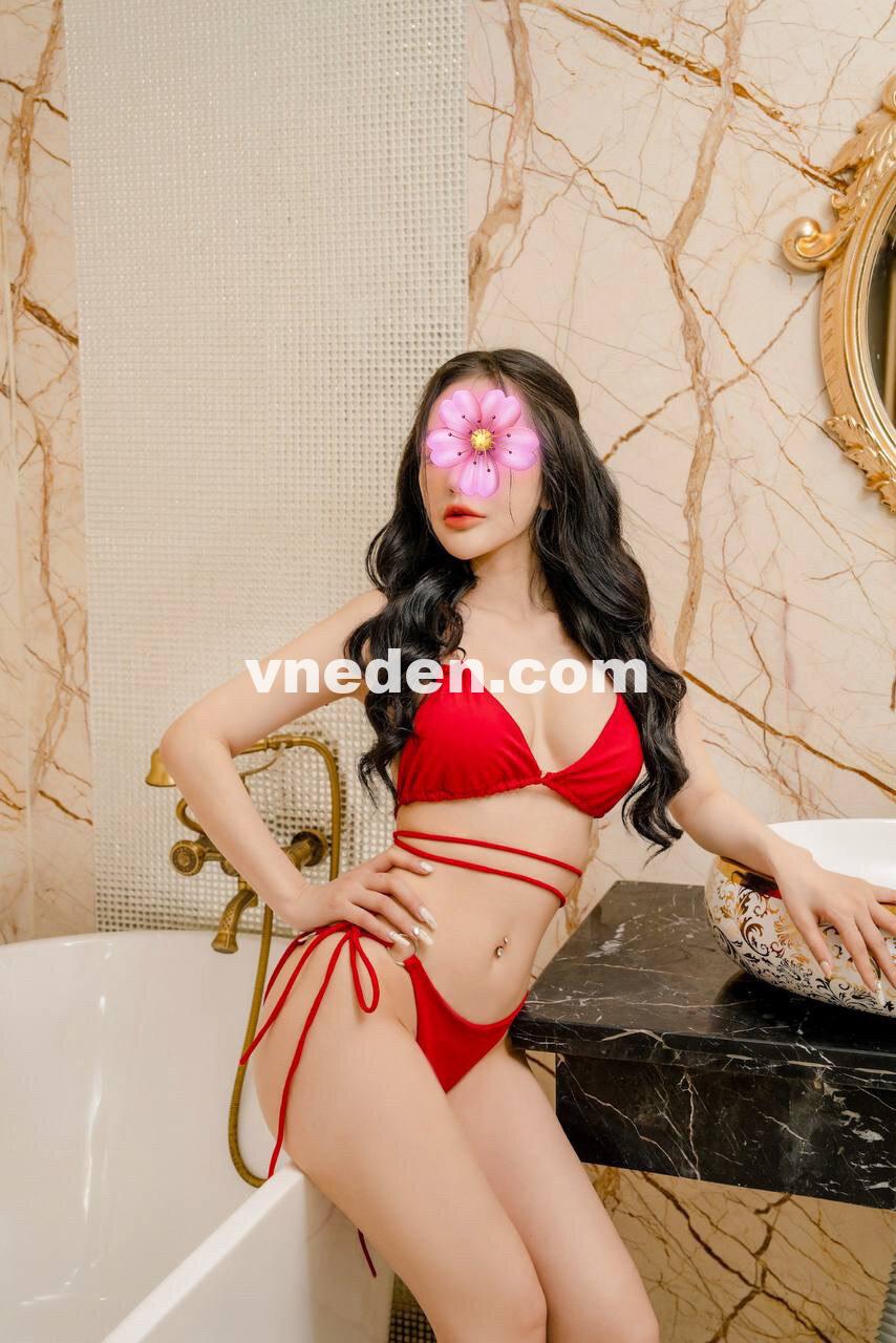 reup-tieu-vy-xinh-dam-ngoan-2716894-original_Object Removal